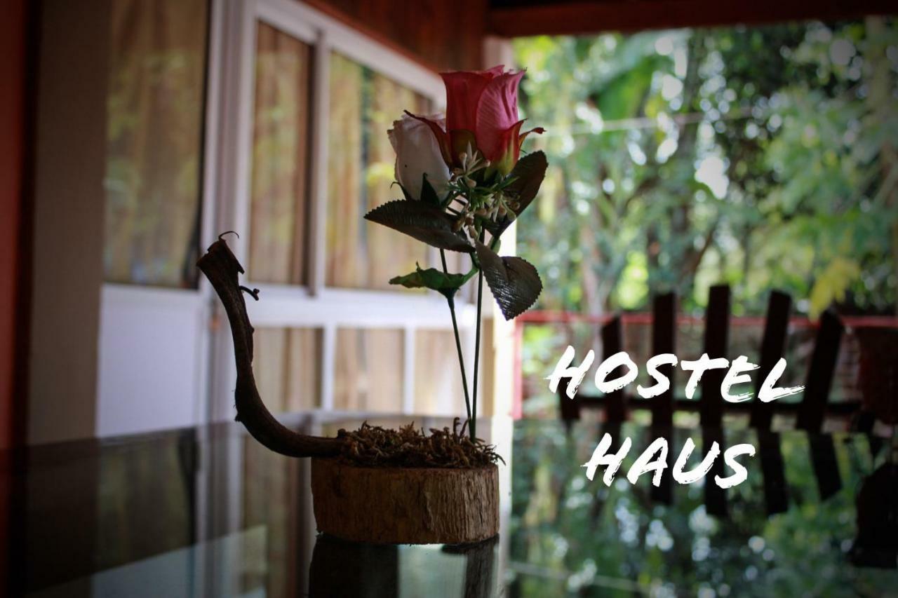 Hostel Haus Puerto Iguazú Exteriér fotografie